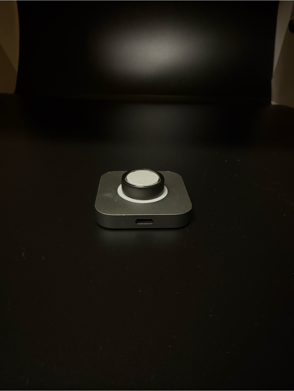 NEW Oura 4 Matte Black Ring with Charging Dock